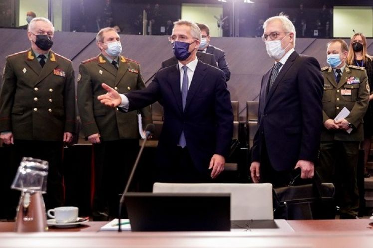 Ρωσία: Η διεύρυνση του ΝΑΤΟ επιδεινώνει την ασφάλεια στην Ευρώπη – Η αποκλιμάκωση στην Ουκρανία είναι δυνατή