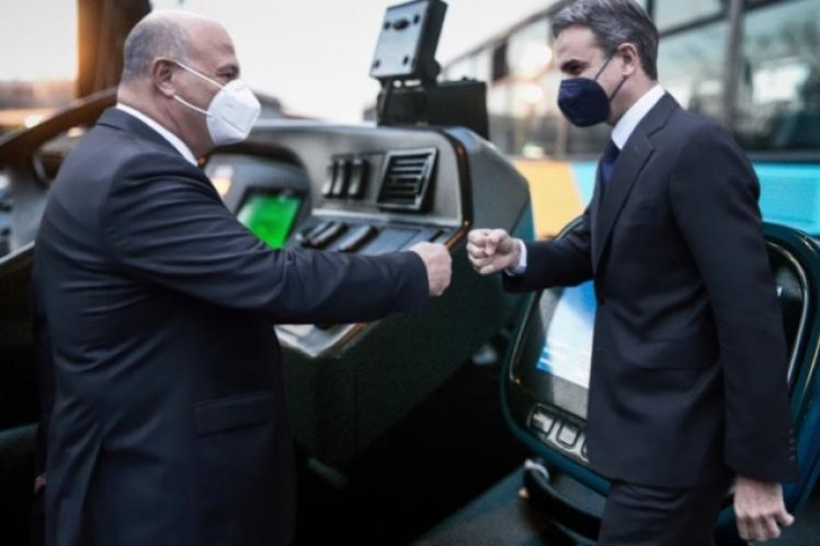 Η ζαλισμένη κοινωνία και η φάση της