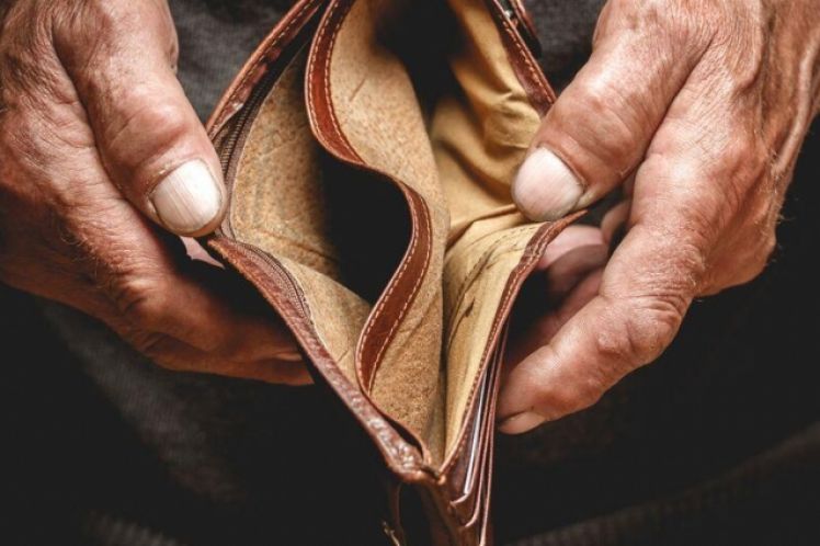 Η αθλιότητα της κανονικότητας