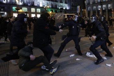Τι φταίει για τη βία; Του Λαέρτη Τανακίδη