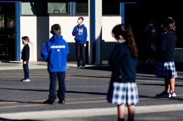 Αυξημένος ο κίνδυνος αυτισμού για παιδιά που βλέπουν πάνω από…