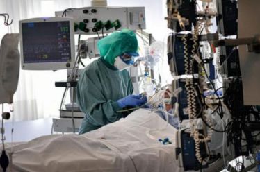 Θάνατοι covid: Το φετινό πλήγμα στην Ελλάδα