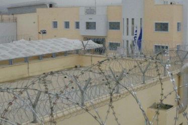 Με αφορμή τον Βασίλη Δημάκη: Ας μιλήσουμε για τις φυλακές…