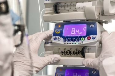Αυξημένος κίνδυνος για βαριά νόσο και θάνατο, από συλλοίμωξη κορονοϊού…
