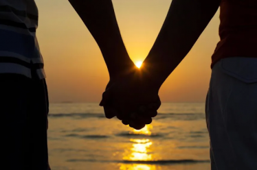 Συνθήκες… «Tinder» στο πολιτικό σκηνικό