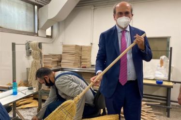 Αγορά εργασίας: Άλλος τράβηξε για ελιές και άλλος για βρούβες