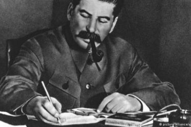 100 Χρόνια από τις απαρχές του σταλινισμού