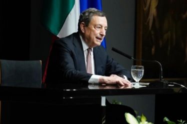 Τους κάρφωσε όλους ο Ιταλός!