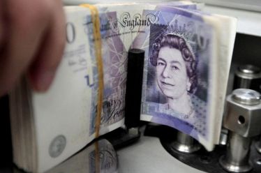 Βρετανία: Ολοταχώς προς πληθωρισμό 18,6% – Ρεκόρ συρρίκνωσης 300 ετών…