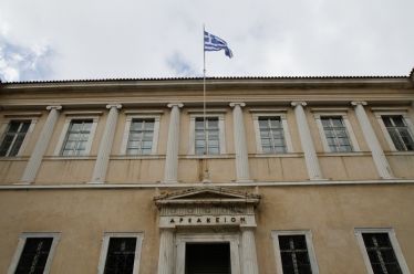 Σαράντος Θεωδορόπουλος: Μεταδημοκρατία και Αρνησιδικία