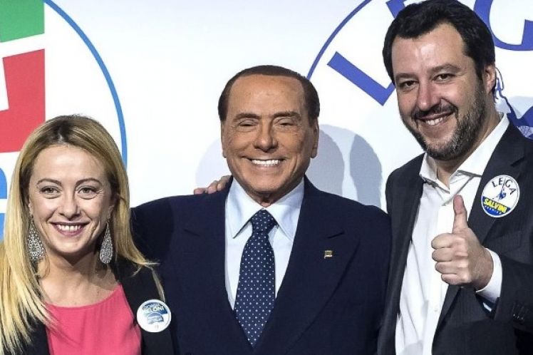 Ιταλία-Δημοσκοπήσεις: Άνετη πλειοψηφία για τη συντηρητική παράταξη