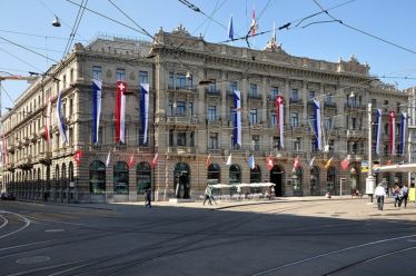 Το δολάριο πυροδοτεί το ενδεχόμενο μιας ευρωπαϊκής στιγμής “Lehman Brothers”…