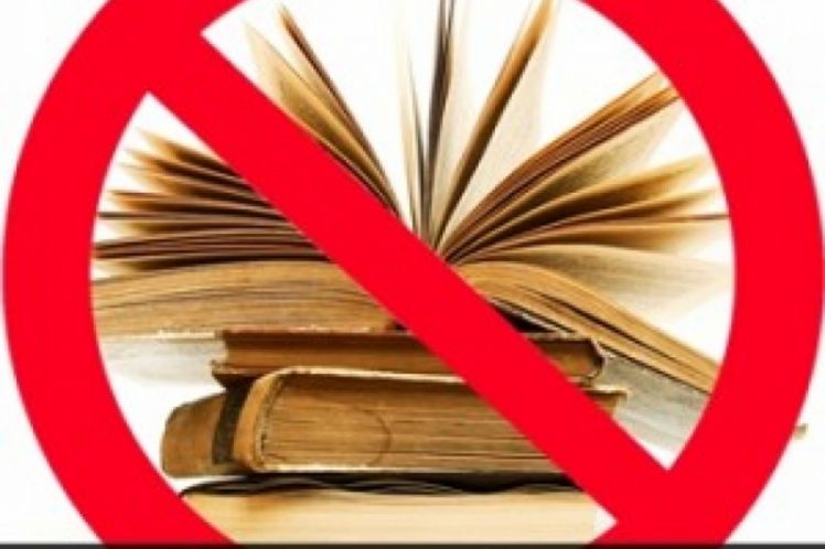 ΗΠΑ: Οργανωμένη «επιδημία» απαγόρευσης βιβλίων στις σχολικές βιβλιοθήκες του Ανδρέα Κοσιάρη