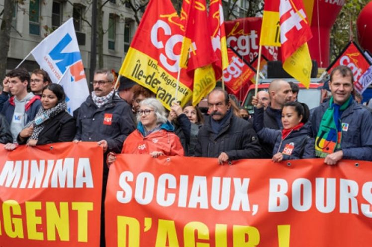 Η Γαλλία των συνδικάτων, της νεολαίας και της αριστεράς συσπειρώνεται, της Αντωνίας Πάνου