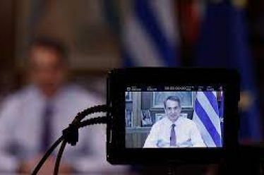 Τα λεφτά στα αφεντικά, η αρχισυνταξία στο Μαξίμου