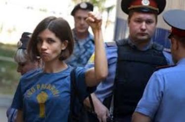 NO PASARAN! Η εφιαλτική πολιτισμική αντεπανάσταση της υπό εκκόλαψη Φαιάς…
