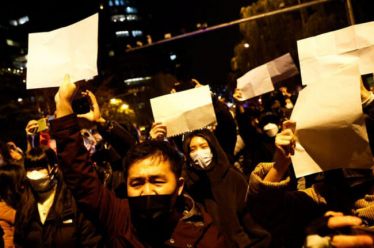 Κίνα: Από το «Κίνημα του Λευκού Χαρτιού» σε ένα νέο κύμα της πανδημίας;