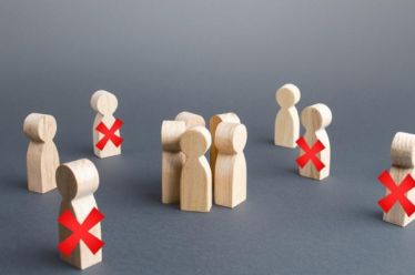 Θα ανοίξουν τα nepo-babies τη συζήτηση για την ανισότητα και…