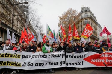 Αλληλεγγύη στην εργατική τάξη της Γαλλίας, να μην περάσει το αντι-ασφαλιστικό νομοσχέδιο