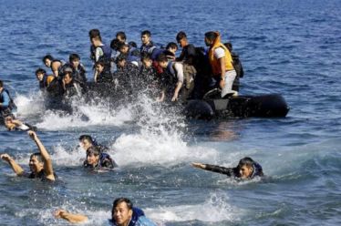 Μεταναστευτικό: επαναπροωθήσεις και ποινικοποίηση της αλληλεγγύης