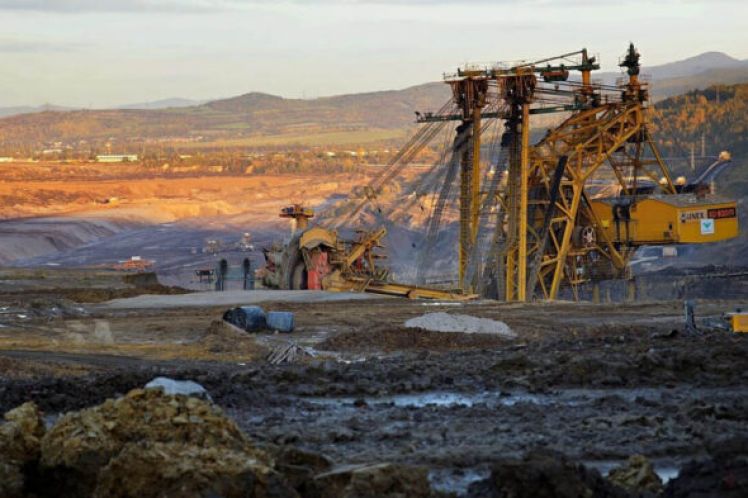 Από το Λούτσερατ στα «σπιτικά» ορυχεία: επιστροφή στον άνθρακα στην Ευρώπη και τον κόσμο