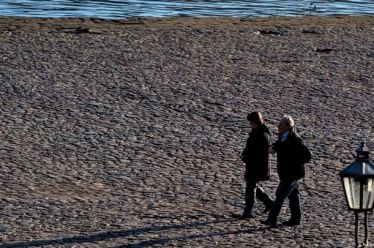 7 υγιεινές συνήθειες της μέσης ηλικίας που μειώνουν τον κίνδυνο…
