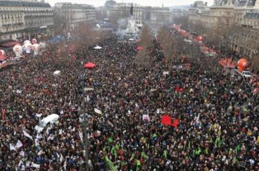 Το κίνημα για την υπεράσπιση των συντάξεων στη Γαλλία: Μπορεί…