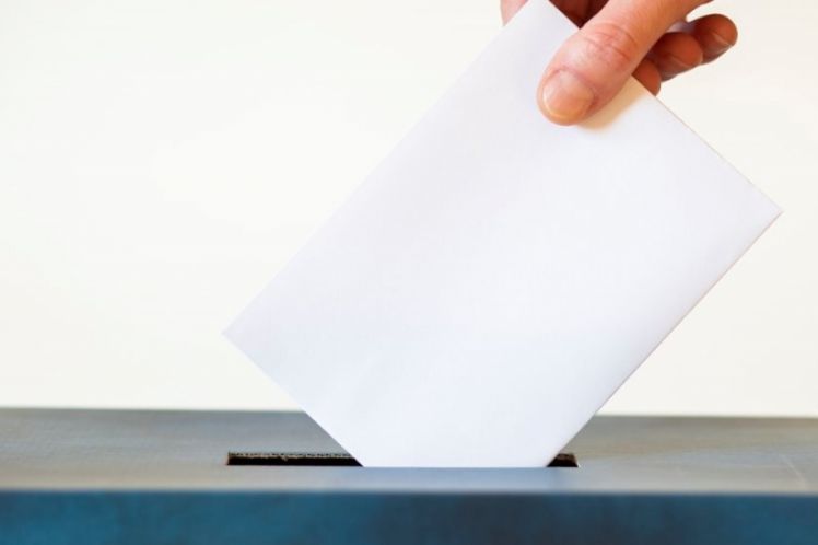 Δημοσκόπηση Opinion Poll για το TheTOC: Θα πάνε να ψηφίσουν οι νέοι; – Ποιο κόμμα επιλέγουν, τι απαντούν για Βαρουφάκη