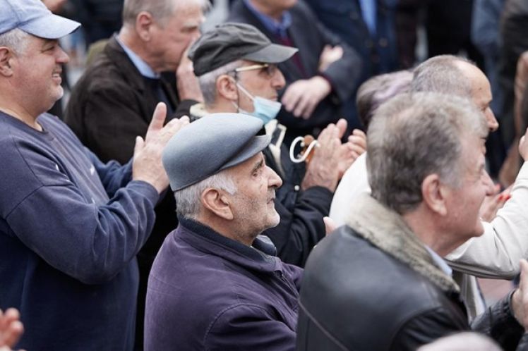 Ποιος θα χαρεί την επομένη των εκλογών