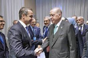 Επικοινωνιακός Αρμαγεδδών: Από τις πολεμικές ιαχές στην πίπα της Ειρήνης