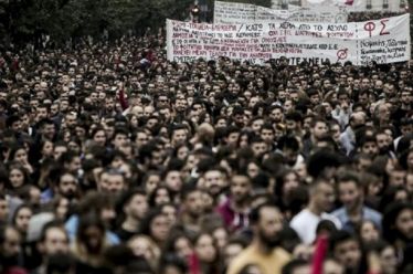 Μπορούμε να δούμε ψηλότερα απ΄το μπόι μας και κει να…