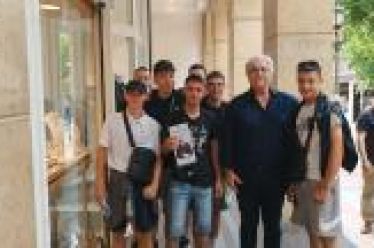 Δημήτρης Τραπεζιώτης: «ΟΙ ΝΕΟΙ ΣΤΟ ΕΠΙΚΕΝΤΡΟ ΤΗΣ ΔΗΜΟΤΙΚΗΣ ΠΟΛΙΤΙΚΗΣ»