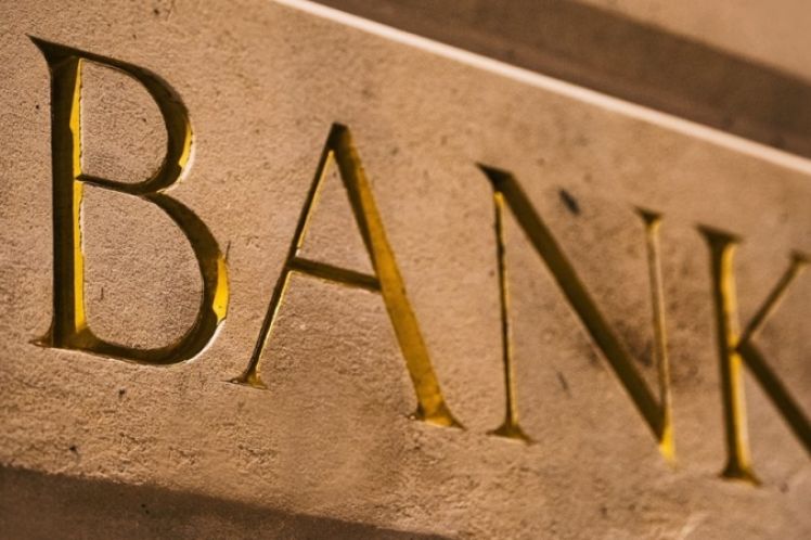 Πόσο θα κρατήσει η “χρυσή” εποχή των επιτοκιακών κερδών για τις τράπεζες