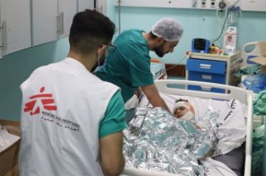 Γιατροί Χωρίς Σύνορα: Γάζα Ασθενείς και ιατρικό προσωπικό παγιδευμένοι σε νοσοκομεία που δέχονται πυρά – Οι επιθέσεις πρέπει να σταματήσουν τώρα