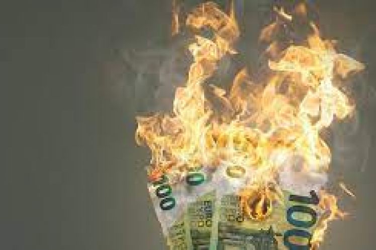 Ακρίβεια εναντίον πληθωρισμού, αλήθεια εναντίον μούφας