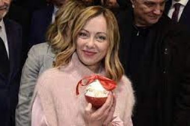 Με τρύπιο σακούλι ήρθε ο Άη Βασίλης στην Ιταλία