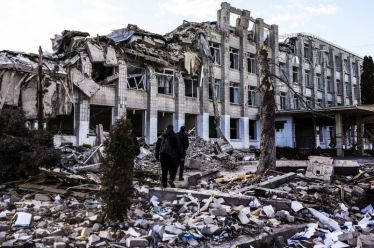Ετοιμάζουν τους λαούς για νέο μακελειό στην Ευρώπη