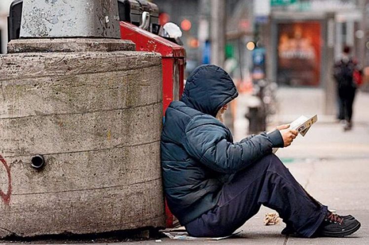 Φτώχεια, ανισότητες και κοινωνικοοικονομική ευημερία στην Ελλάδα, των Σάββα Γ. Ρομπόλη – Βασίλη Μπέτση