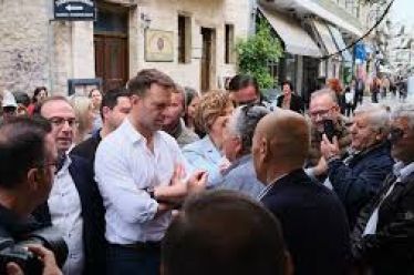 Η συνεχής αυτοπροβολή του προέδρου του ΣΥΡΙΖΑ επισκιάζει και μεταλλάσσει…