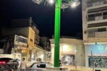 Το έξυπνο ηλιακό δένδρο του Δήμου Αγρινίου