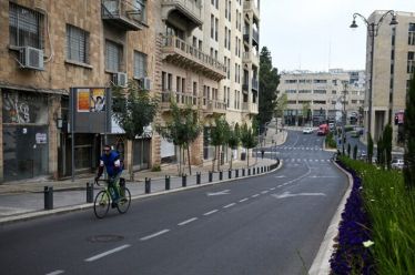 Περιμένοντας το Ιράν, του Θέμη Τζήμα