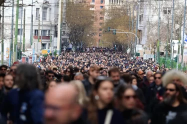 Χαλαστάδες και γκρεμιστάδες