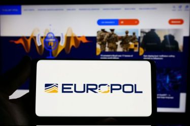 Η Κομισιόν θέλει περισσότερη αστυνομία και επιτήρηση, του Θανάση Σκαμνάκη