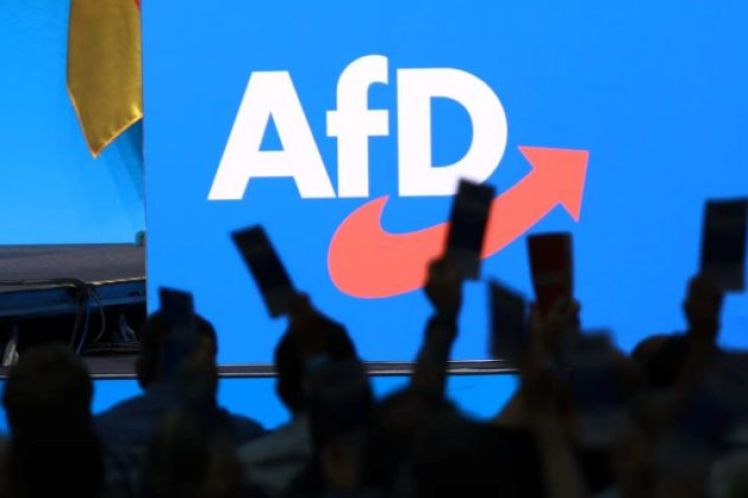 Η κοινωνική επιρροή των ακροδεξιών ιδεολογημάτων και η ερμηνεία της, του Βασίλη Λιόση
