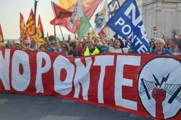 Αντιπαράθεση στην Ιταλία για την «μεγαλύτερη γέφυρα στον κόσμο», του Μανώλη Δουβίτσα