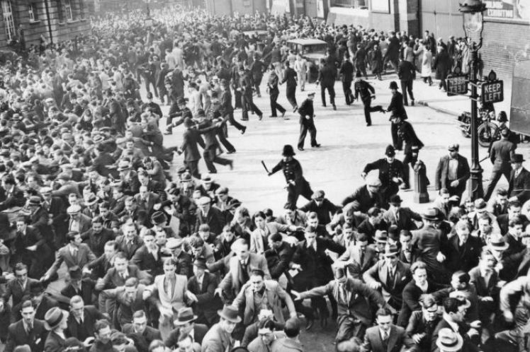 Βρετανία – 1936: όταν 300.000 εργάτες σταμάτησαν τους φασίστες