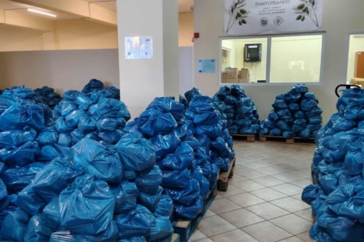 Διανομή τροφίμων από τη Διεύθυνση Κοινωνικής Προστασίας του Δήμου Αγρινίου