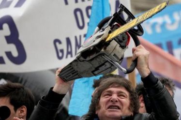 Αργεντινή: το αλυσοπρίονο χάλασε