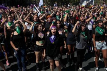 «Η αυταρχική στροφή είναι ένα δομικό χαρακτηριστικό της εποχής»