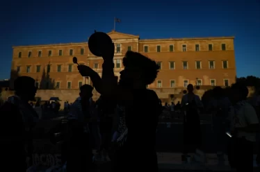 Ποιες είναι οι -πραγματικά προβλεπόμενες‒ λειτουργίες του Κράτους; ‒και το χαμηλό «ταβάνι» της δημοκρατίας στον καπιταλισμό…